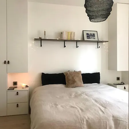 Apartment Luxelevallois Chic With Balcony 800 Meters From Paris *