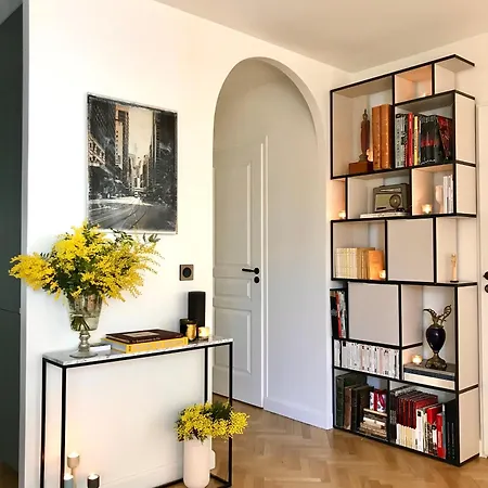Luxelevallois Chic With Balcony 800 Meters From Paris Apartment